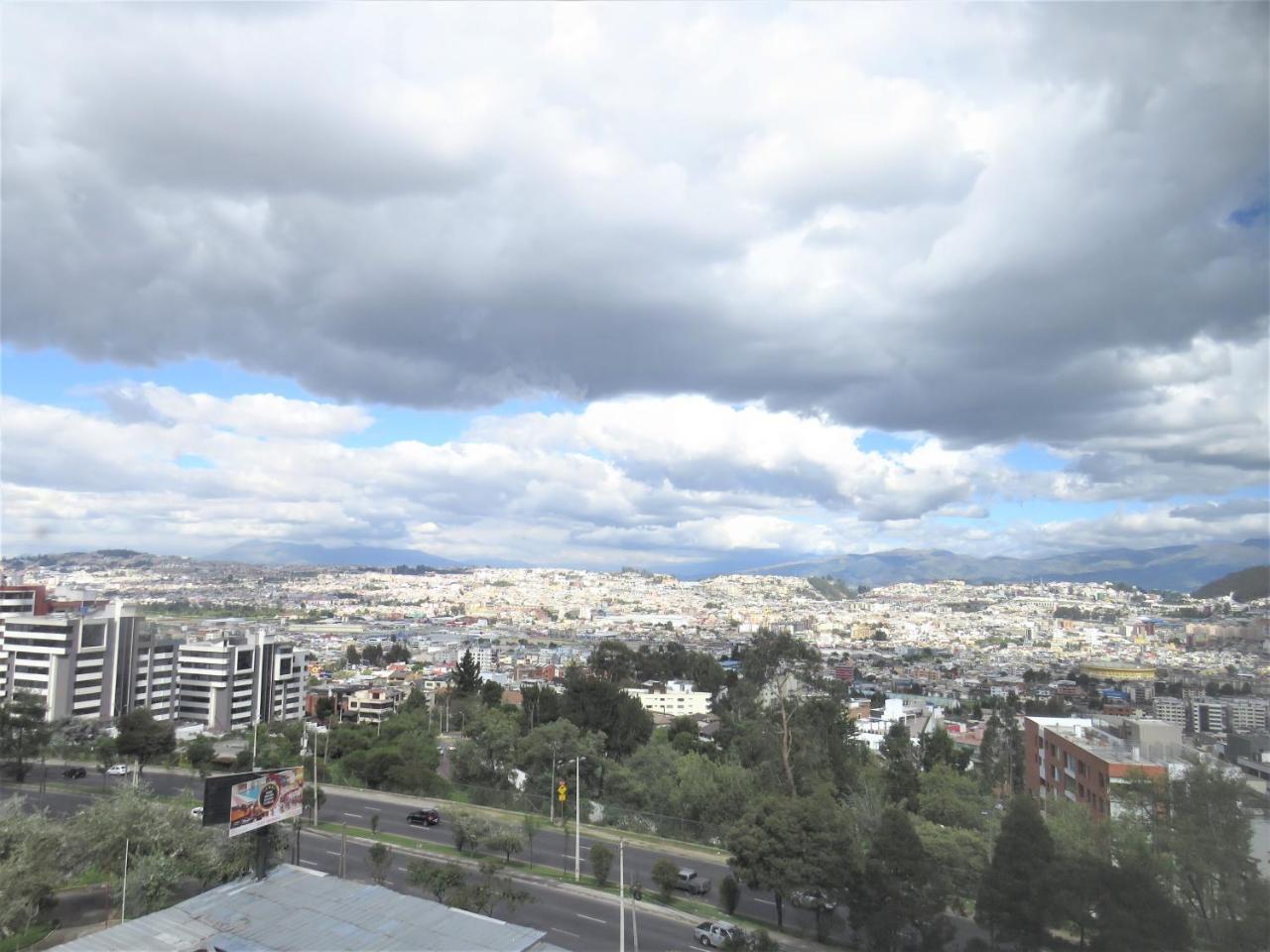 Alojamiento Ejecutivos Quito Exterior foto